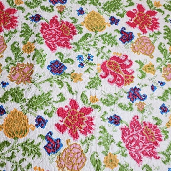 Vintage Floral Vinyl Quilted Tablecloth Oblong 86" X 52" Green Red Blue Yellow - Picture 1 of 3